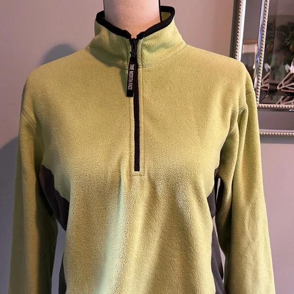 The North Face Fleece EUC - Picture 5 of 16
